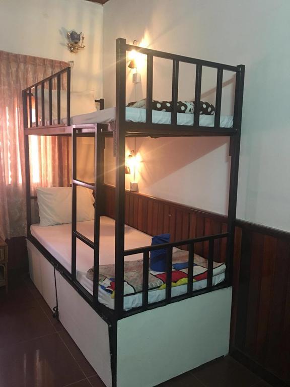 Angkor Reas Guesthouse Siem Reap Exterior photo